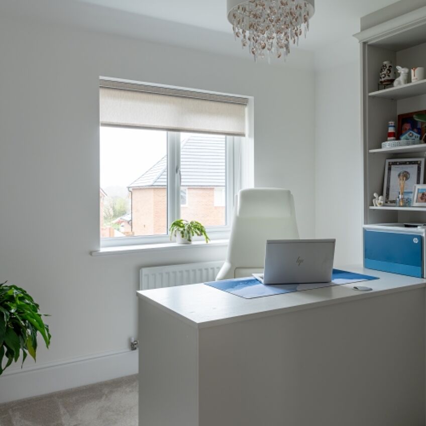 Hen Chwarel Drive, Llanwern. For sale with Clarke & Partners estate agent.